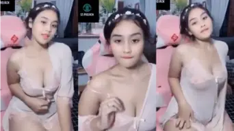 Dara Aulia Lingerie Transparan Live Video by Kompoz