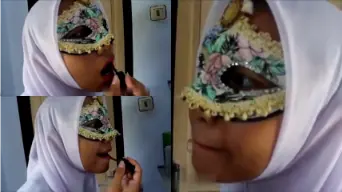 Pesona Cantik Cewek Jilbab Putih Video by RedTube