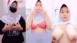 Putriana Terbaru di WC pake Jilbab