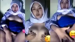 Jilbab Chindo Cantik Daun Masih Muda Berhijab Colmek Squirt Video by PornOne